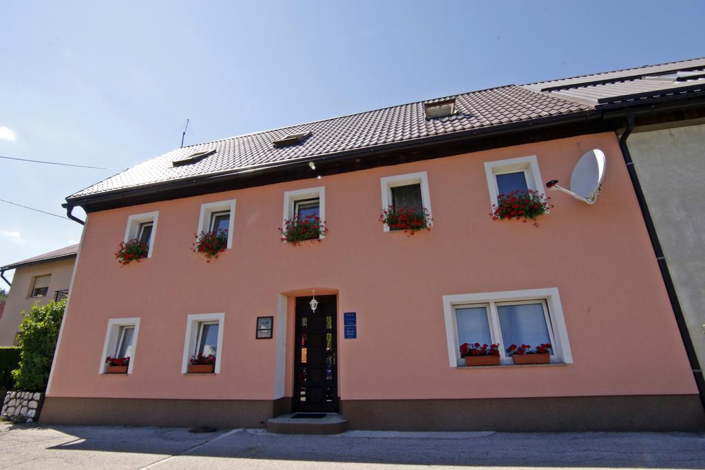 Apartment House Lalita Fuzine Exterior photo
