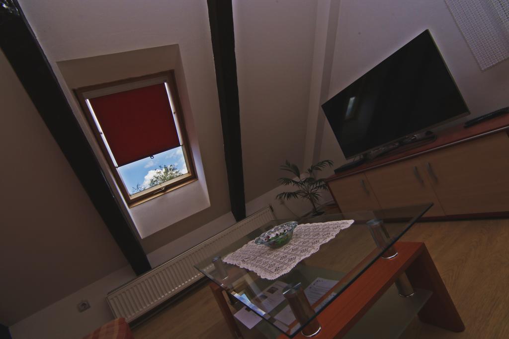 Apartment House Lalita Fuzine Exterior photo